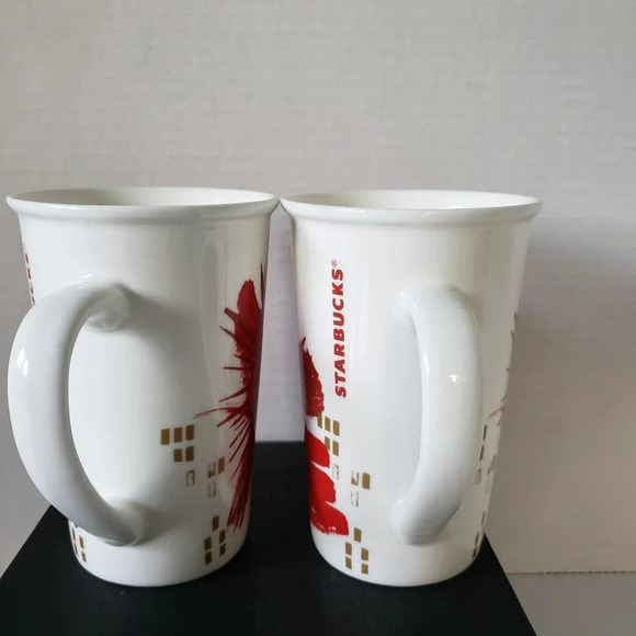 Starbucks set of 2 Red/Gold/White Abstract Christmas Holiday  12oz Coffee mugs. - Picture 5 of 6